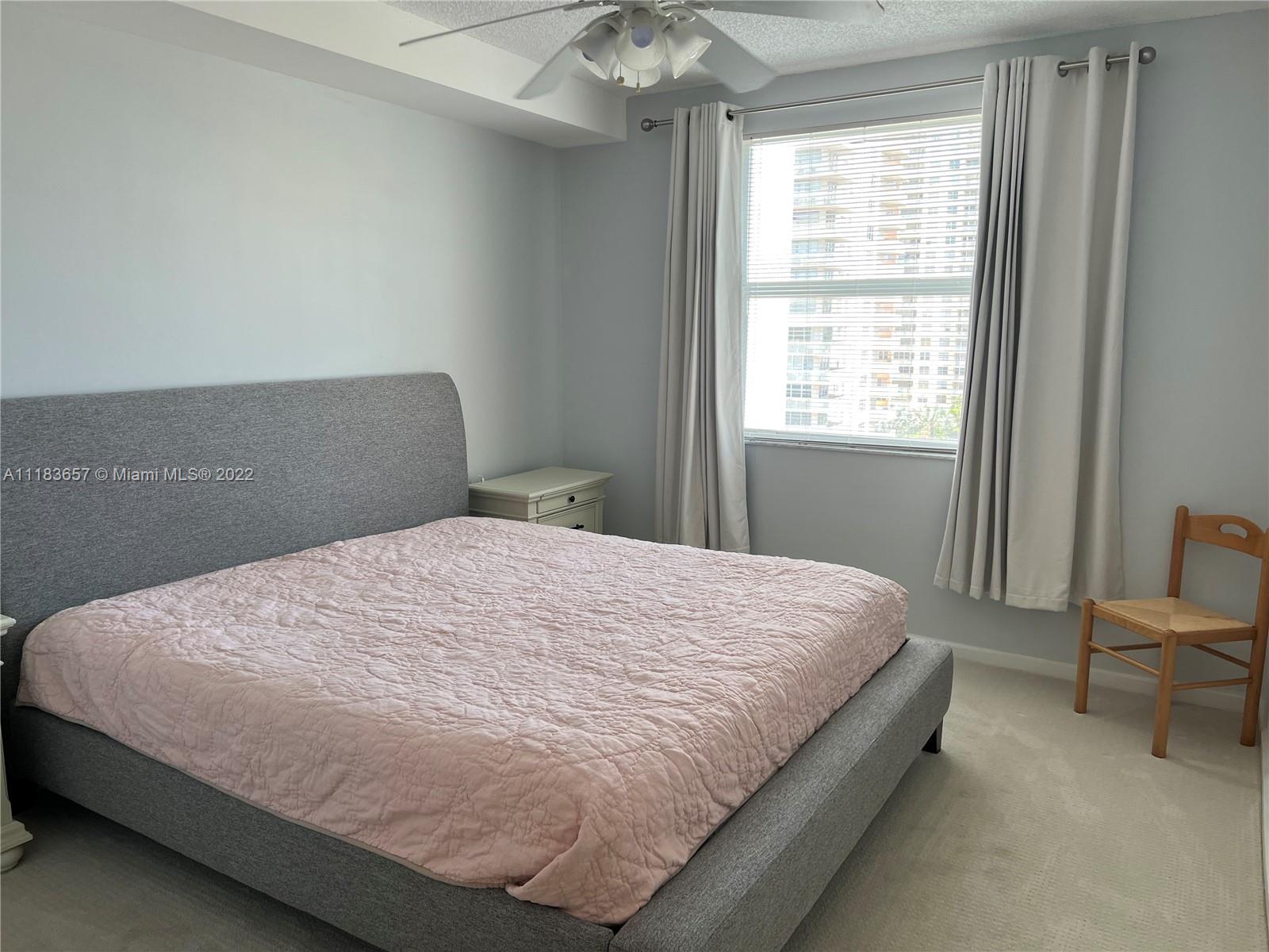 17150 N Bay Rd 2810, Sunny Isles Beach, Florida 33160, 2 Bedrooms Bedrooms, ,2 BathroomsBathrooms,Residentiallease,For Rent,17150 N Bay Rd 2810,A11183657