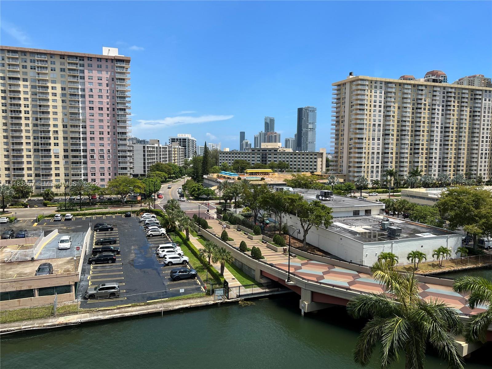 17150 N Bay Rd 2810, Sunny Isles Beach, Florida 33160, 2 Bedrooms Bedrooms, ,2 BathroomsBathrooms,Residentiallease,For Rent,17150 N Bay Rd 2810,A11183657