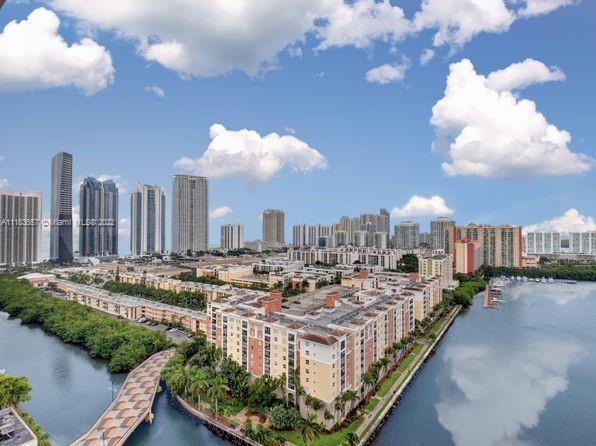 17150 N Bay Rd 2810, Sunny Isles Beach, Florida 33160, 2 Bedrooms Bedrooms, ,2 BathroomsBathrooms,Residentiallease,For Rent,17150 N Bay Rd 2810,A11183657