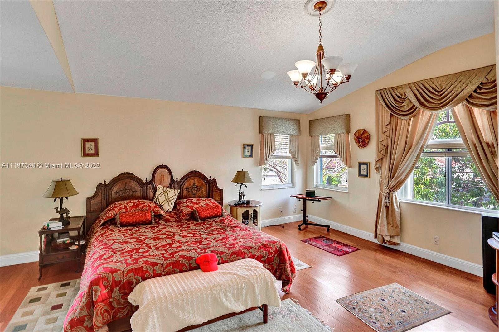 Listing Photo 38