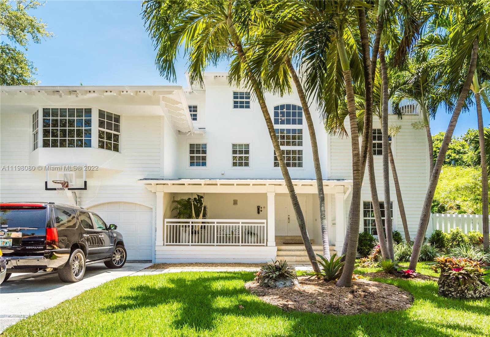 325  Pacific Rd  For Sale A11198080, FL