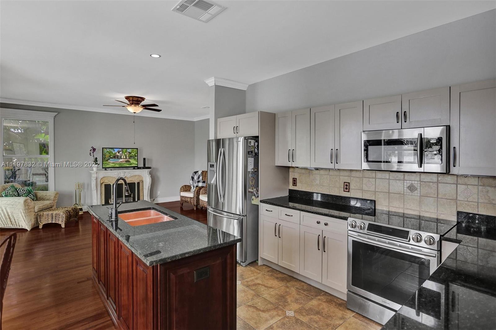 Listing Photo 18