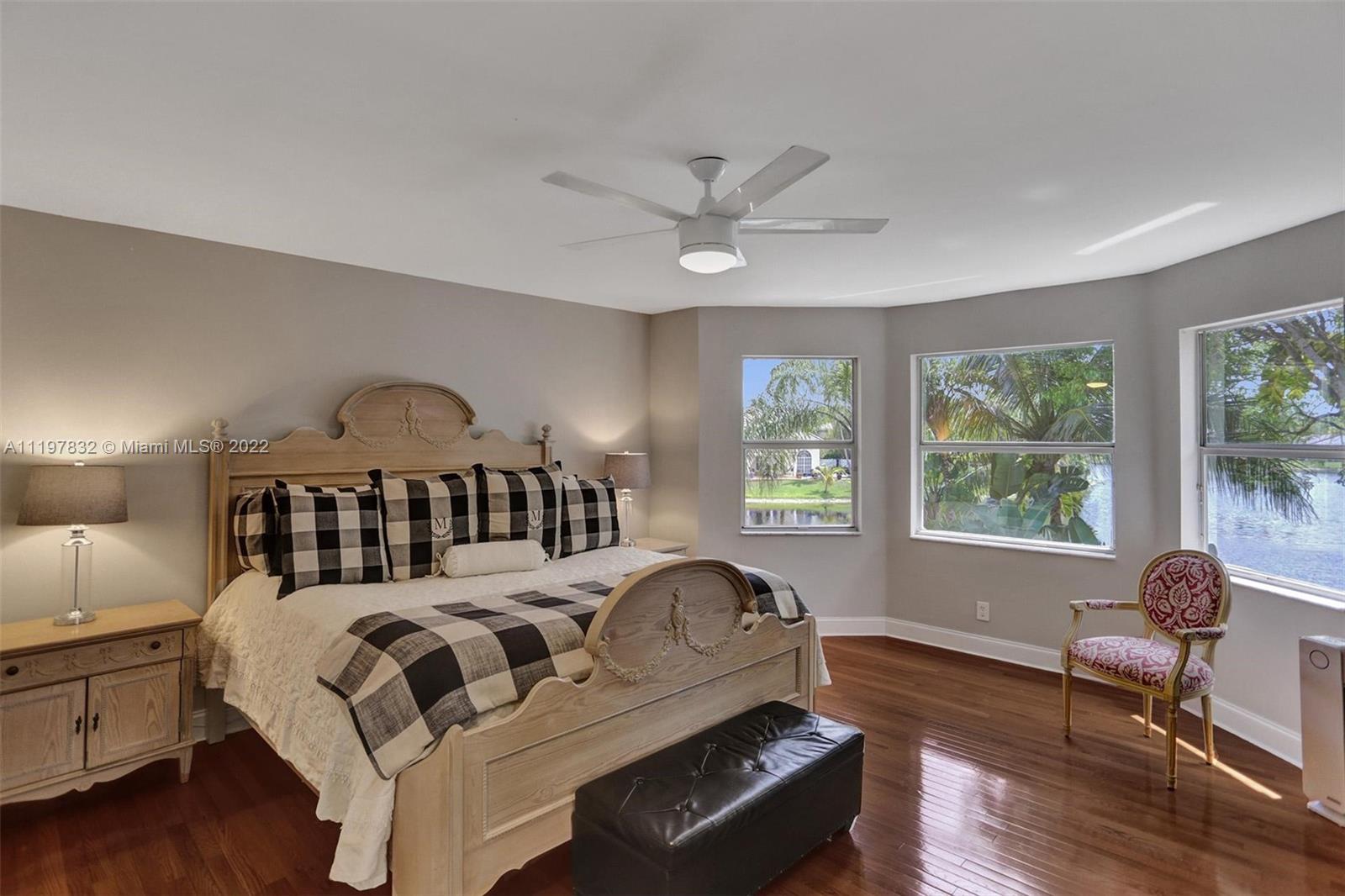 Listing Photo 23