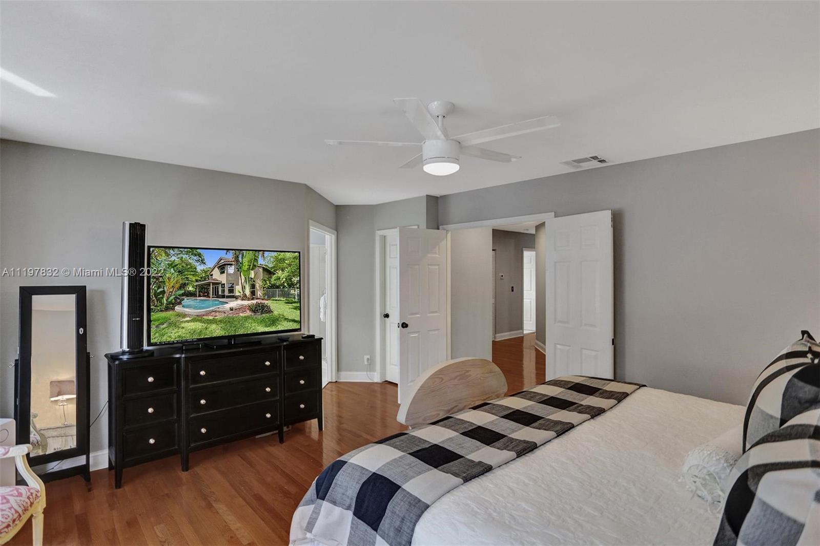 Listing Photo 26