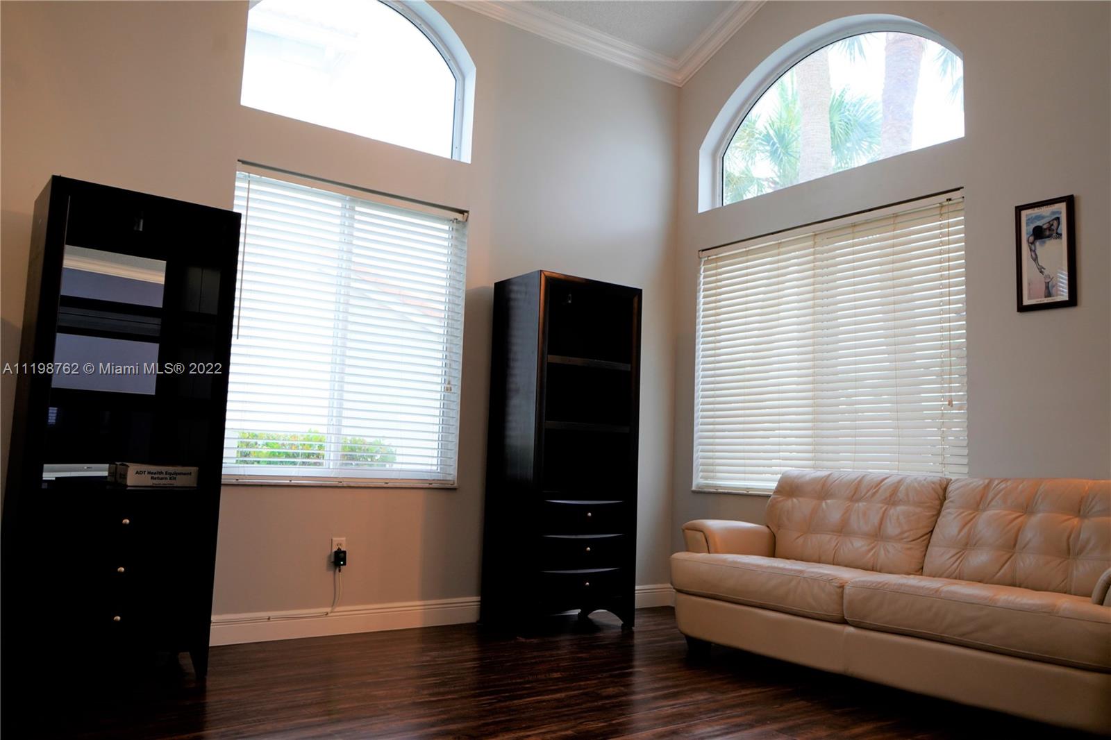 Listing Photo 15