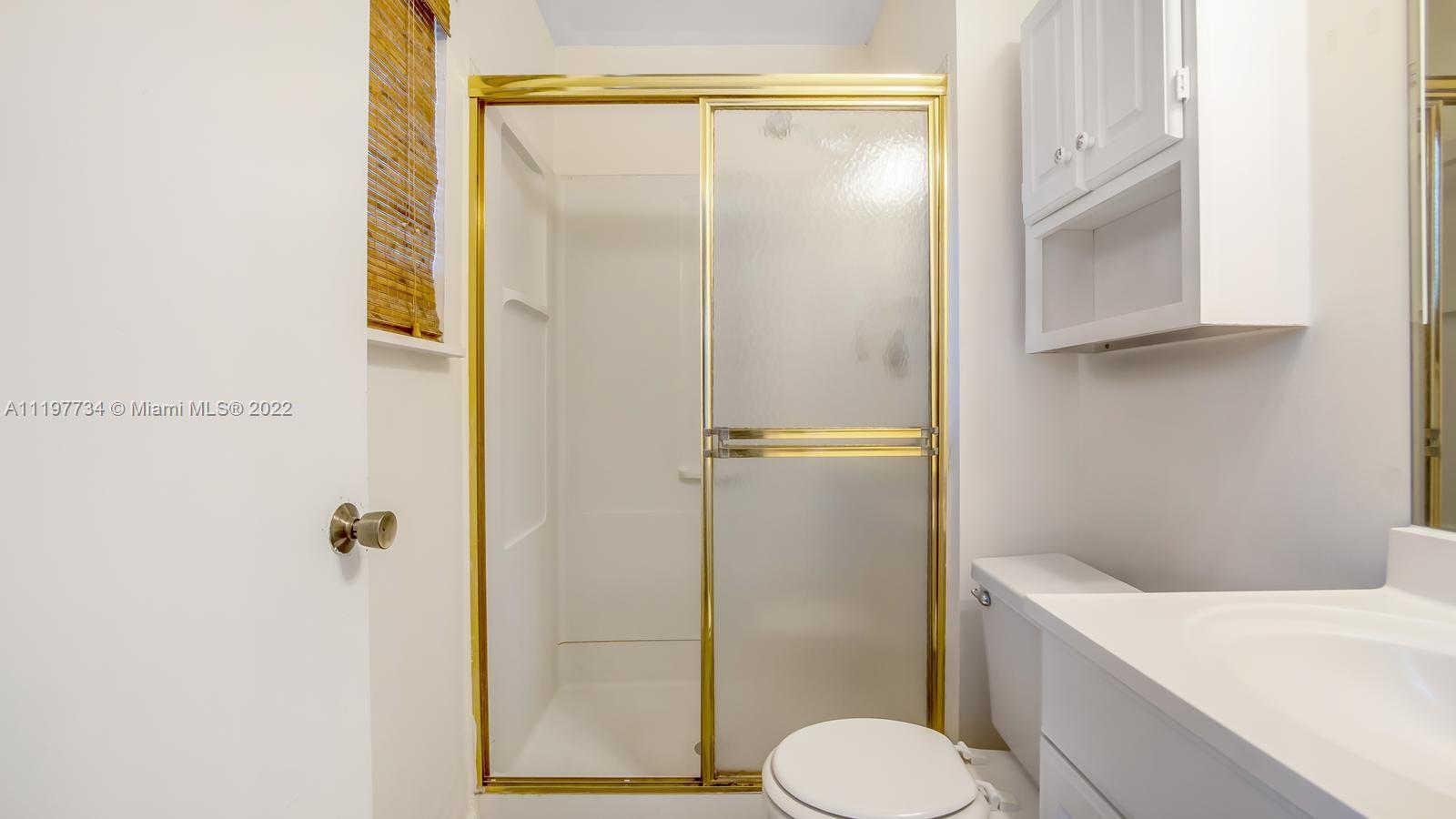 Listing Photo 17