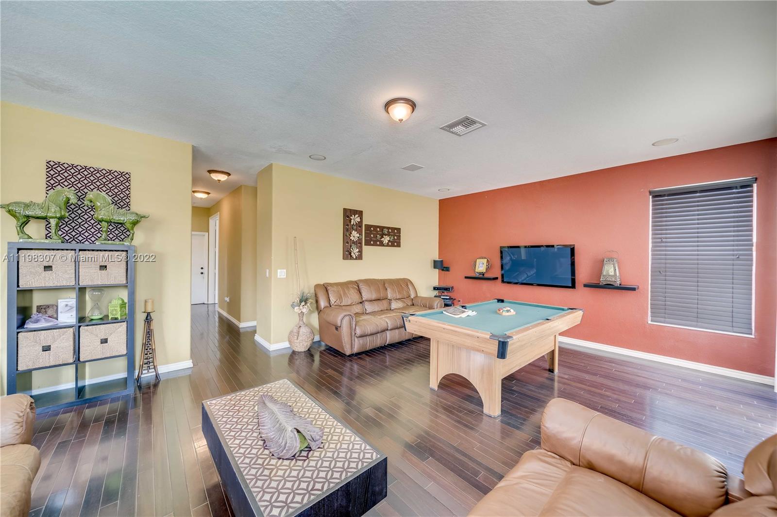 Listing Photo 16