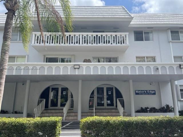 Waters Edge updated condo in the Gables.  Very bright, spacious 1 bedroom, 1.5 bath with balcony.  Close to the Grove and beaches.  Laundry facility, pool, security guard & parking.