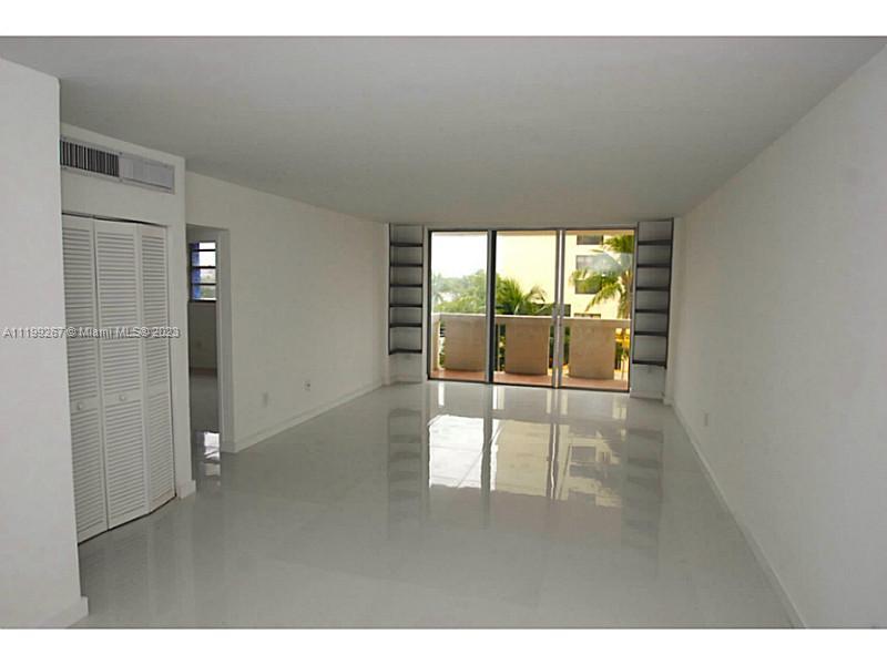 800  WEST AV #420 For Sale A11199267, FL