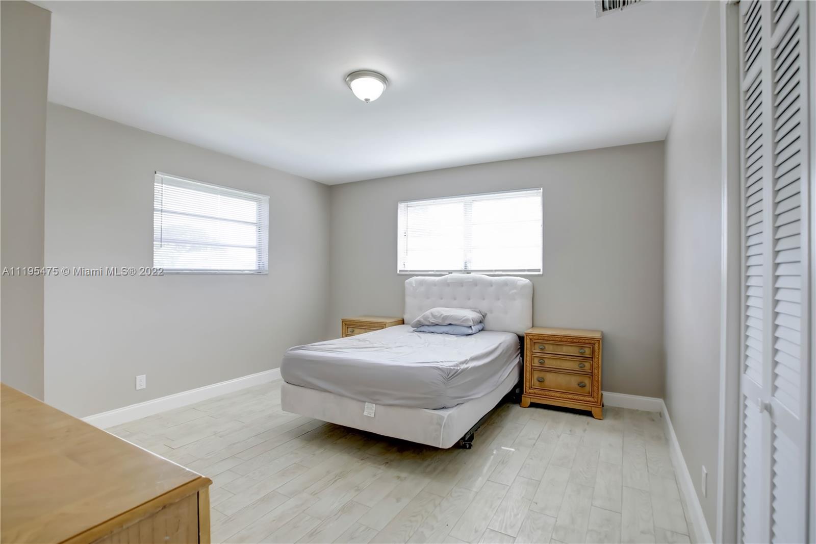 Listing Photo 23