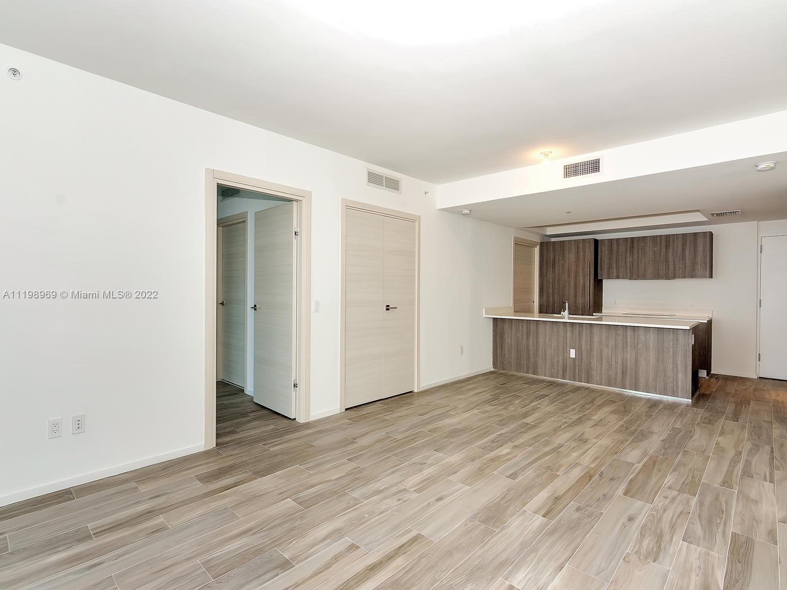 801 S Miami Ave 2810, Miami, Florida 33131, 2 Bedrooms Bedrooms, ,2 BathroomsBathrooms,Residential,For Sale,801 S Miami Ave 2810,A11198969