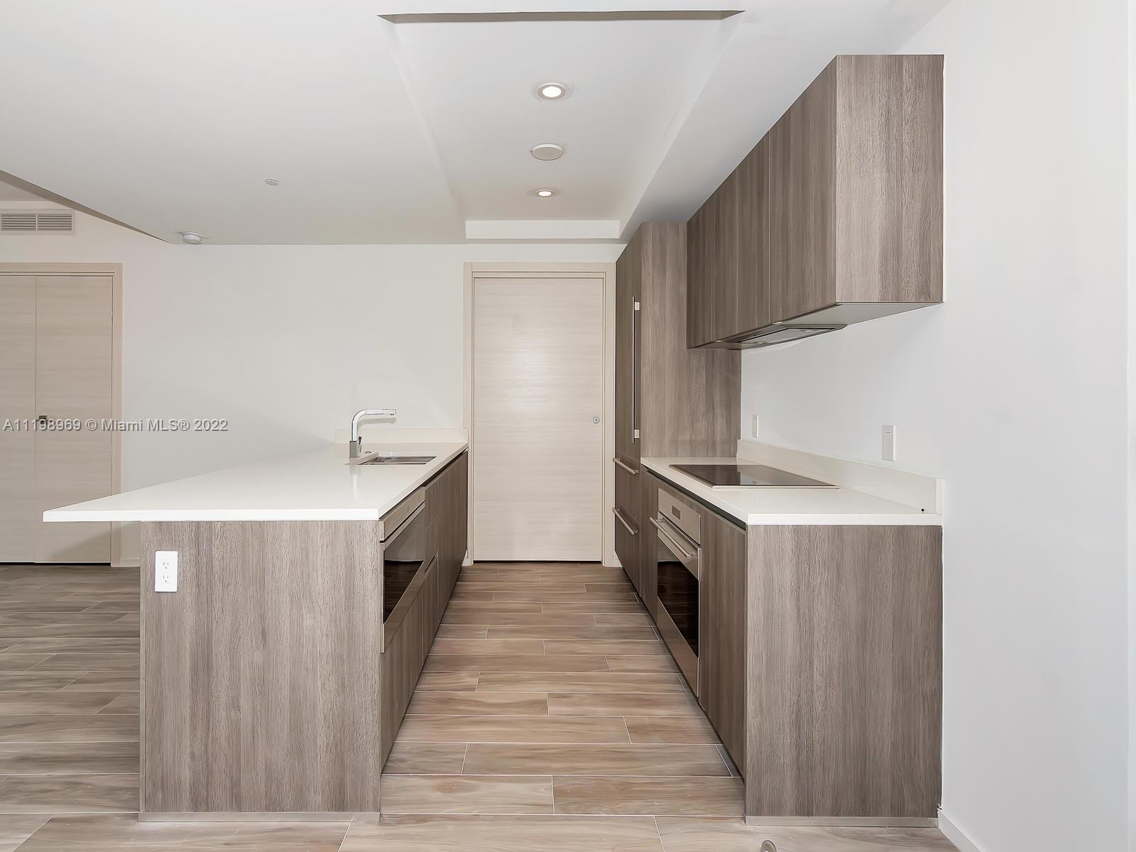 801 S Miami Ave 2810, Miami, Florida 33131, 2 Bedrooms Bedrooms, ,2 BathroomsBathrooms,Residential,For Sale,801 S Miami Ave 2810,A11198969