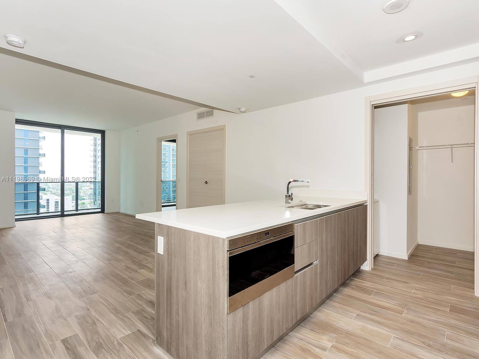 801 S Miami Ave 2810, Miami, Florida 33131, 2 Bedrooms Bedrooms, ,2 BathroomsBathrooms,Residential,For Sale,801 S Miami Ave 2810,A11198969