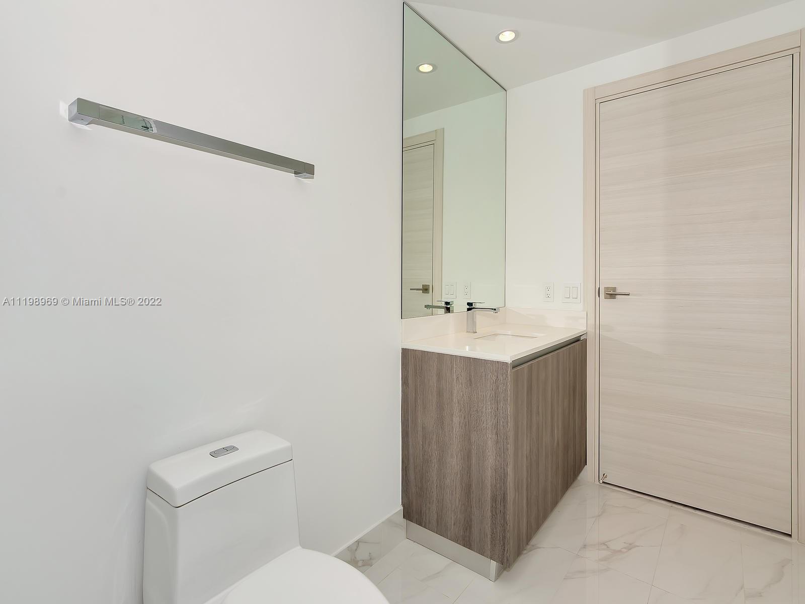 801 S Miami Ave 2810, Miami, Florida 33131, 2 Bedrooms Bedrooms, ,2 BathroomsBathrooms,Residential,For Sale,801 S Miami Ave 2810,A11198969