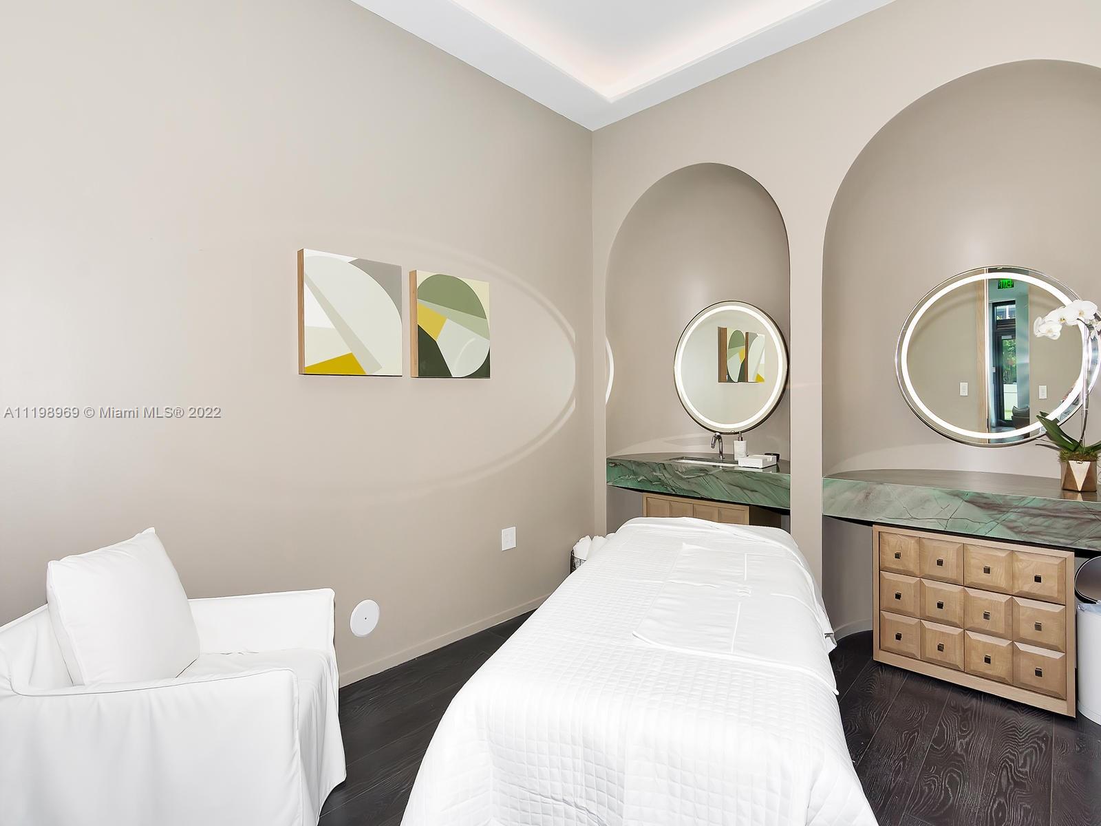 801 S Miami Ave 2810, Miami, Florida 33131, 2 Bedrooms Bedrooms, ,2 BathroomsBathrooms,Residential,For Sale,801 S Miami Ave 2810,A11198969