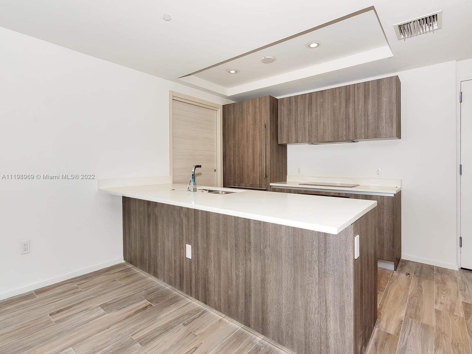 801 S Miami Ave 2810, Miami, Florida 33131, 2 Bedrooms Bedrooms, ,2 BathroomsBathrooms,Residential,For Sale,801 S Miami Ave 2810,A11198969