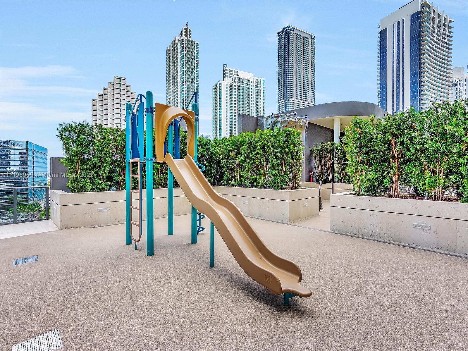 801 S Miami Ave 2810, Miami, Florida 33131, 2 Bedrooms Bedrooms, ,2 BathroomsBathrooms,Residential,For Sale,801 S Miami Ave 2810,A11198969