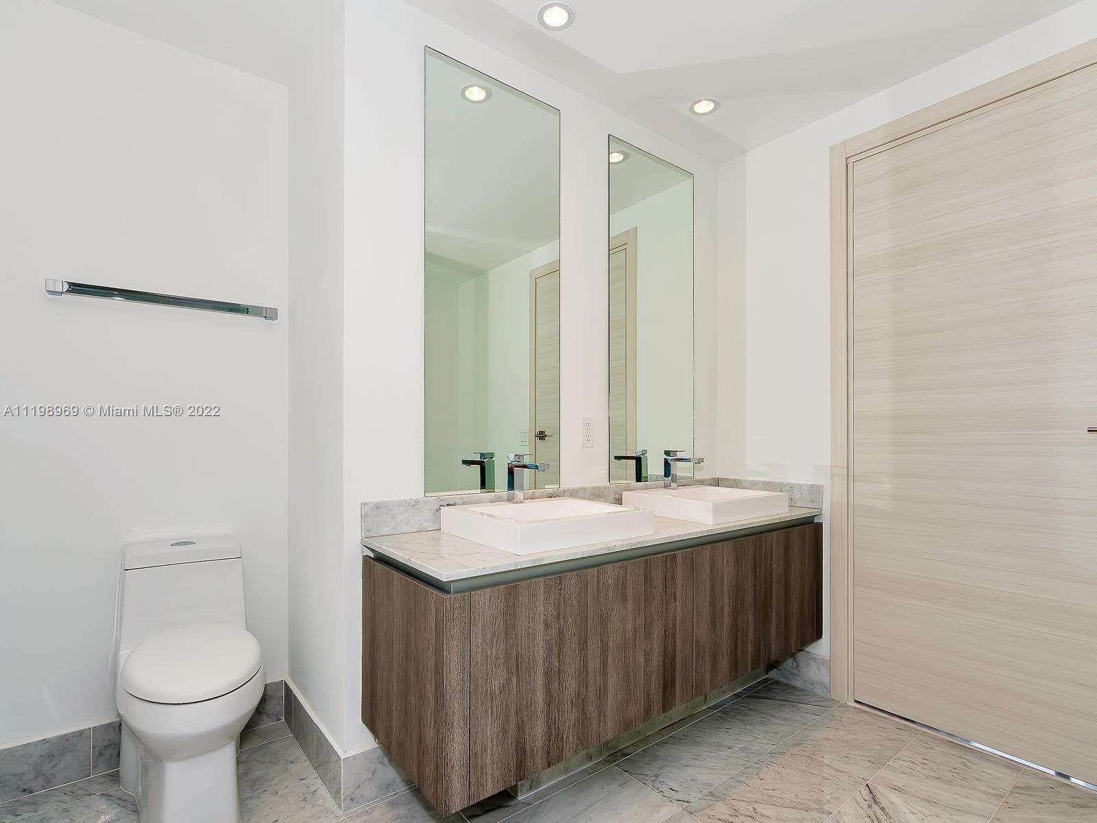 801 S Miami Ave 2810, Miami, Florida 33131, 2 Bedrooms Bedrooms, ,2 BathroomsBathrooms,Residential,For Sale,801 S Miami Ave 2810,A11198969