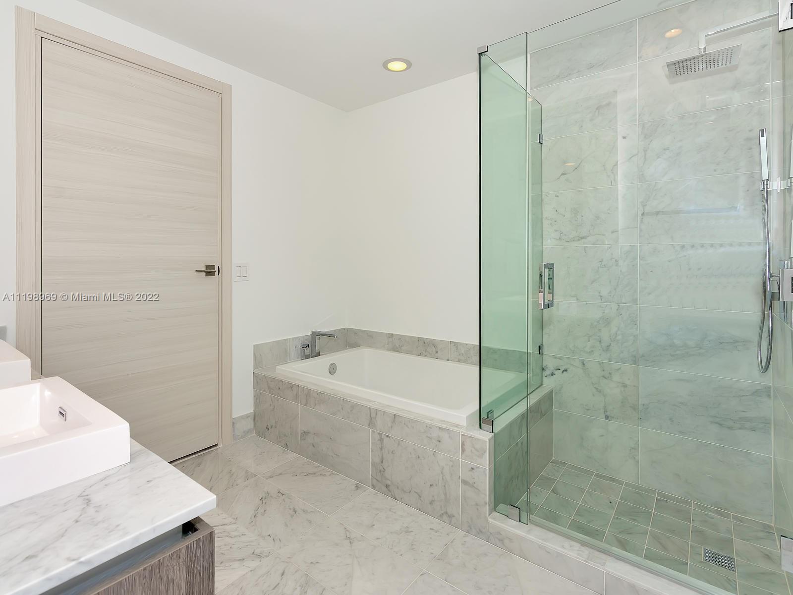 801 S Miami Ave 2810, Miami, Florida 33131, 2 Bedrooms Bedrooms, ,2 BathroomsBathrooms,Residential,For Sale,801 S Miami Ave 2810,A11198969