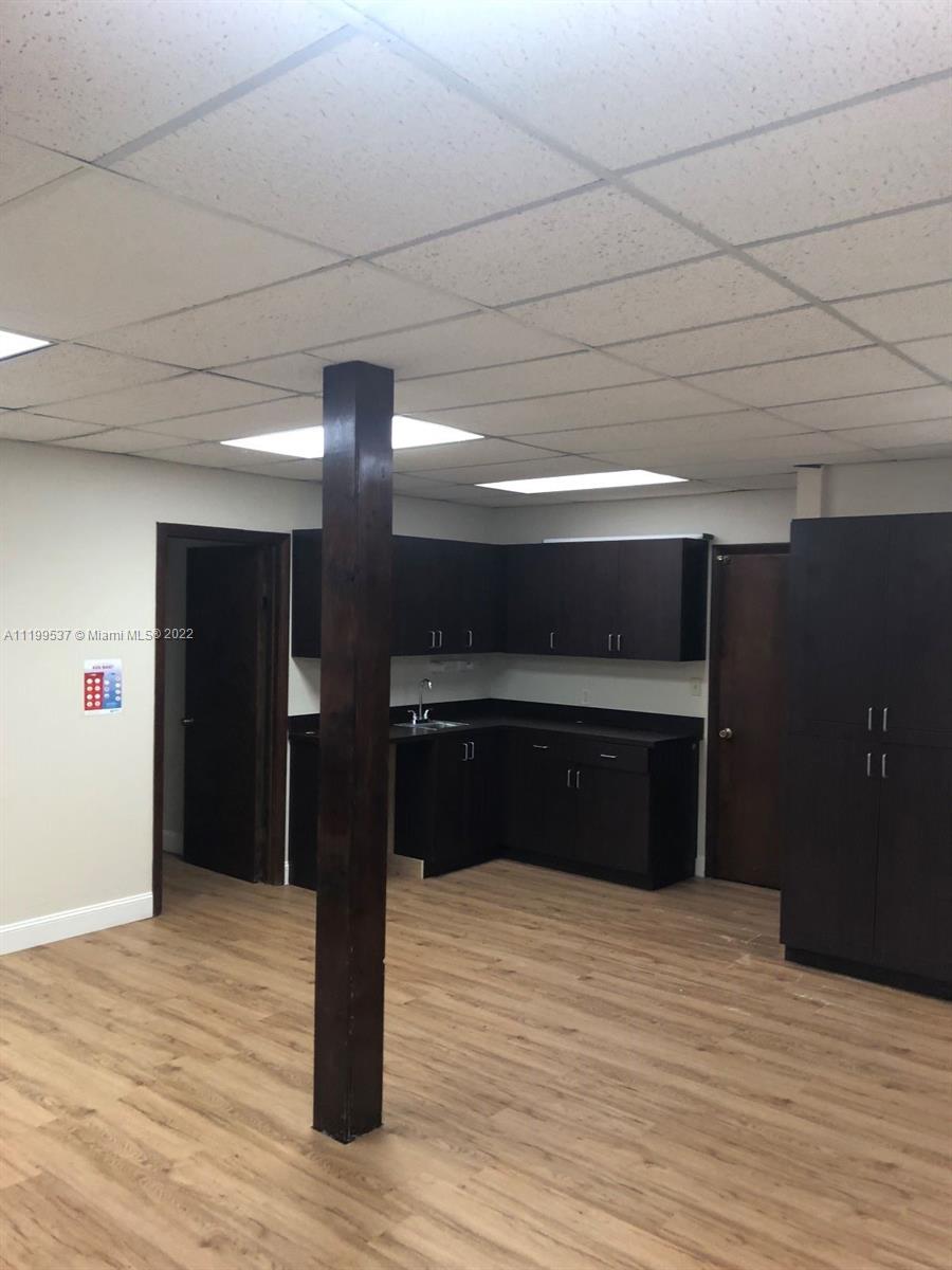 Lab Room with two sinks
