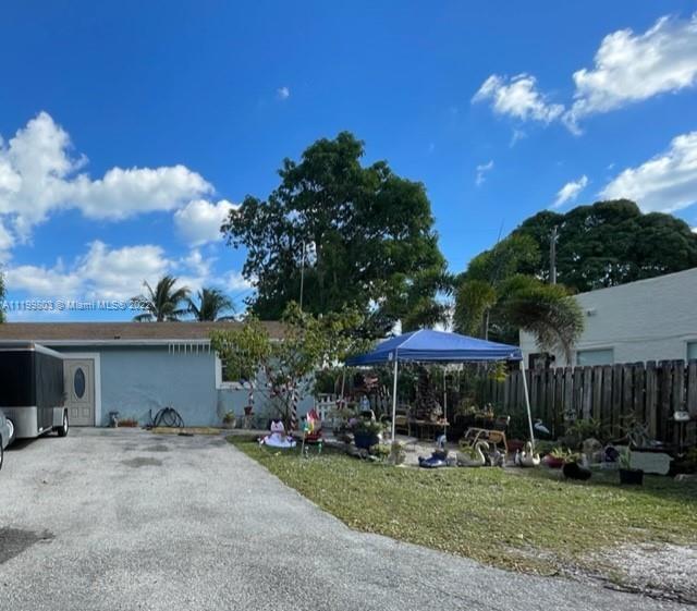 5604 Garden Ave, West Palm Beach, FL 33405