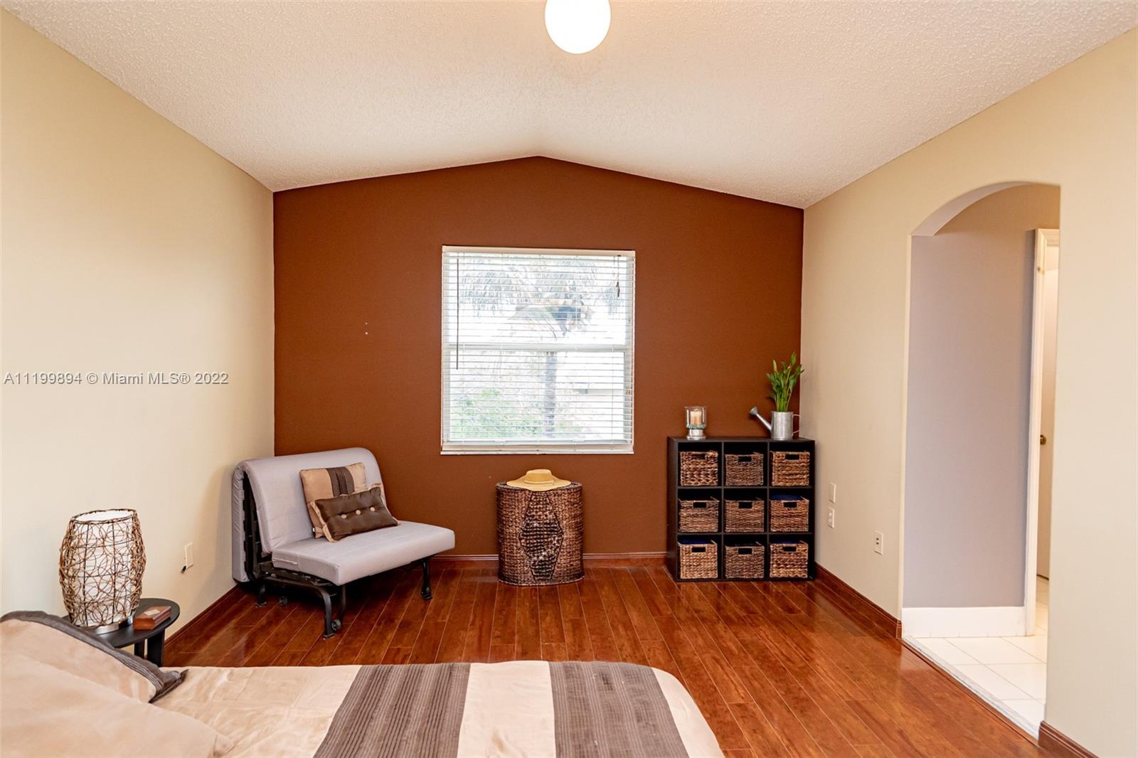 Listing Photo 44