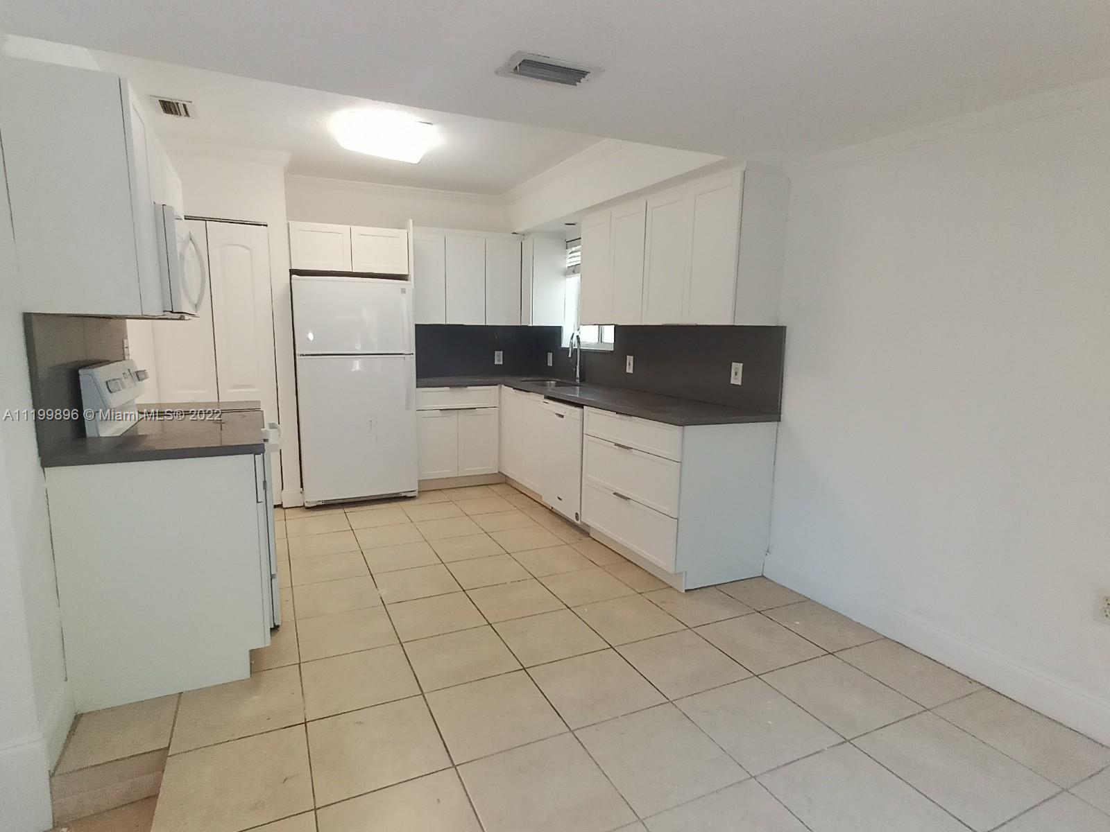 3375 SW 20 ST, Miami, Florida 33145, 3 Bedrooms Bedrooms, ,2 BathroomsBathrooms,Residentiallease,For Rent,3375 SW 20 ST,A11199896