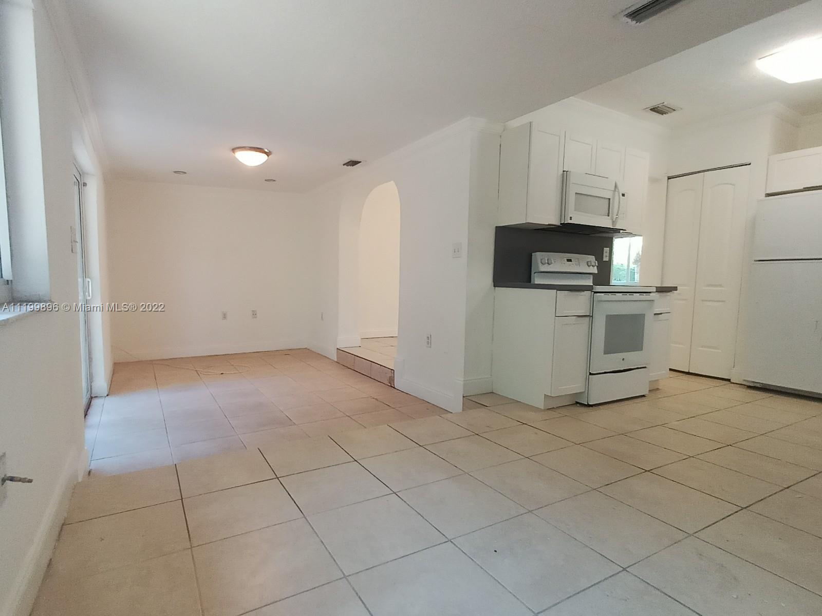 3375 SW 20 ST, Miami, Florida 33145, 3 Bedrooms Bedrooms, ,2 BathroomsBathrooms,Residentiallease,For Rent,3375 SW 20 ST,A11199896