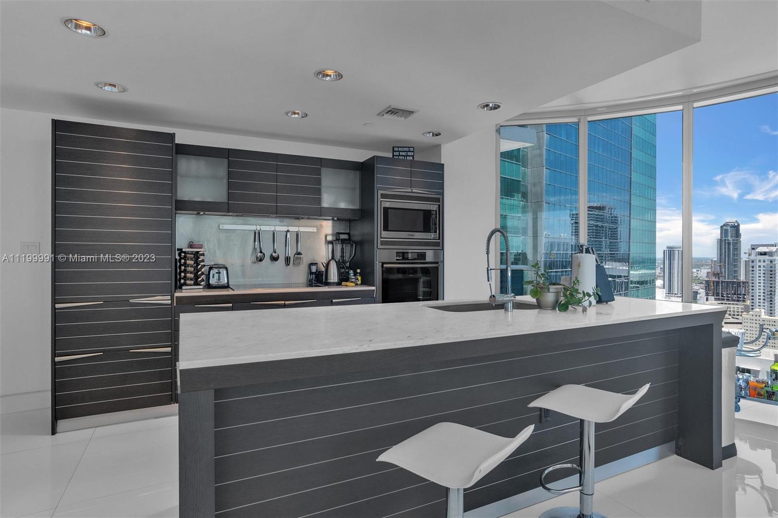 200  Biscayne Boulevard Way #4201 For Sale A11199991, FL