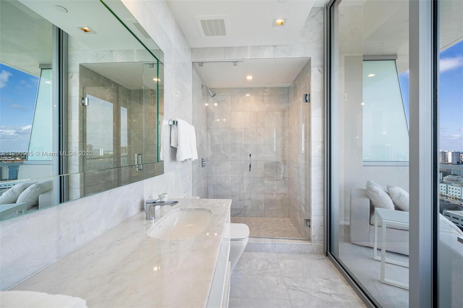 Photo 40 of Turnberry Ocean Club Apt 2003 in Sunny Isles Beach - MLS A11200065