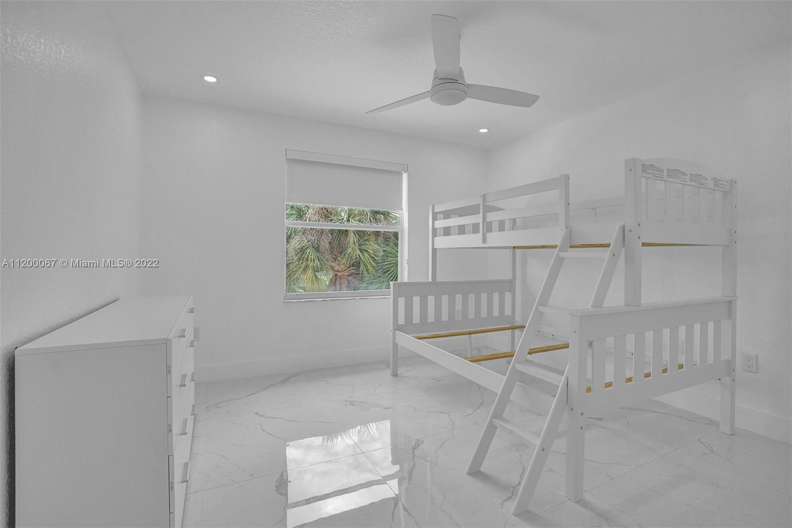 Listing Photo 33