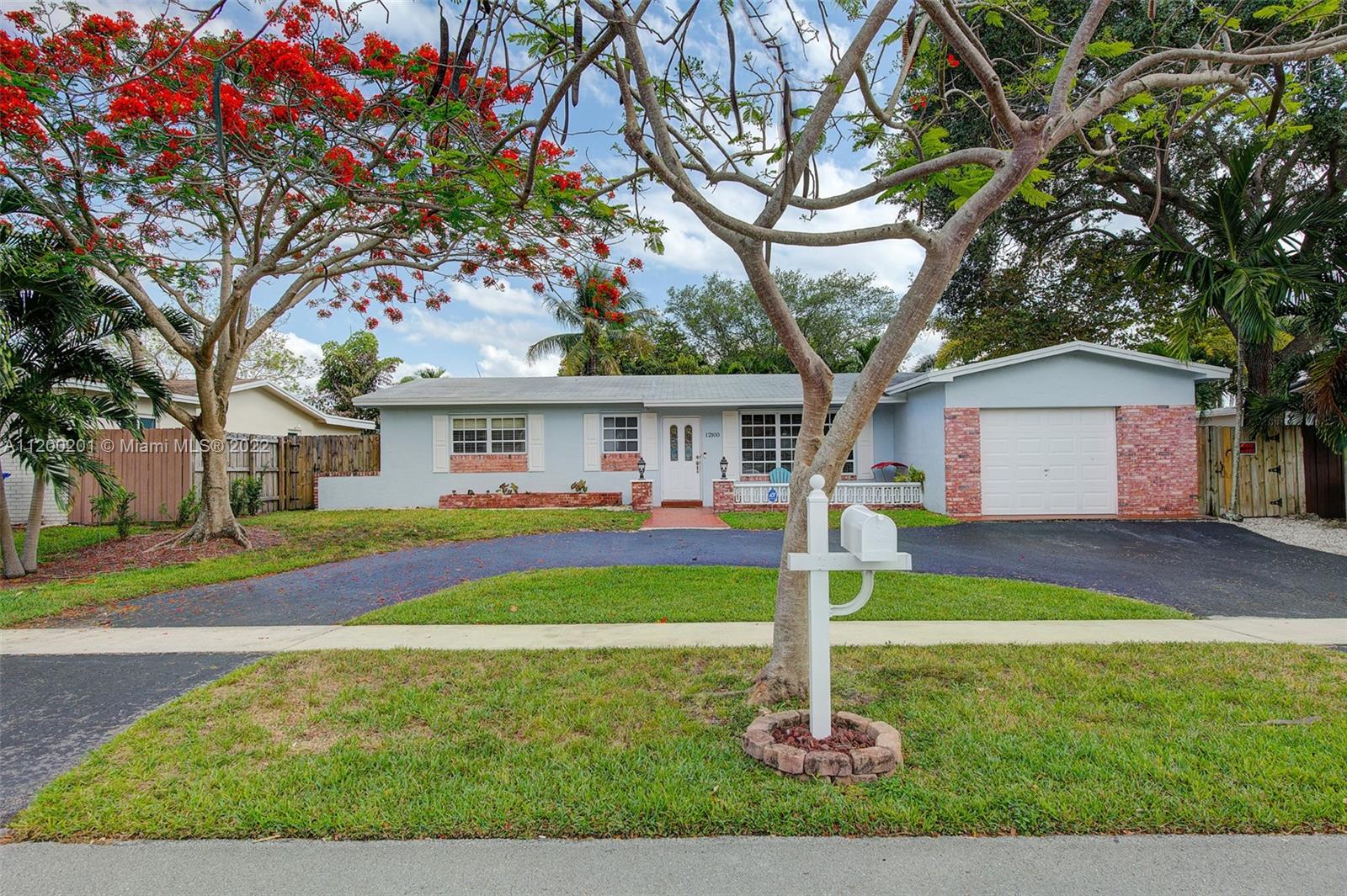 Ready for new owners in the oh-so desirable Pembroke Lakes! Tons of natural light throughout the home with many upgrades including kitchen and bathroom.  Home has three bedrooms and two full baths, with garage currently being used as a fourth bedroom.  Highlights include gas water heater, gas dryer and roof under five years old.  Awesome backyard features covered patio and ample room for a pool.  You can have side access to backyard for an RV/Boat/UTV with an easy adjustment. No HOA! Home is move-in ready!