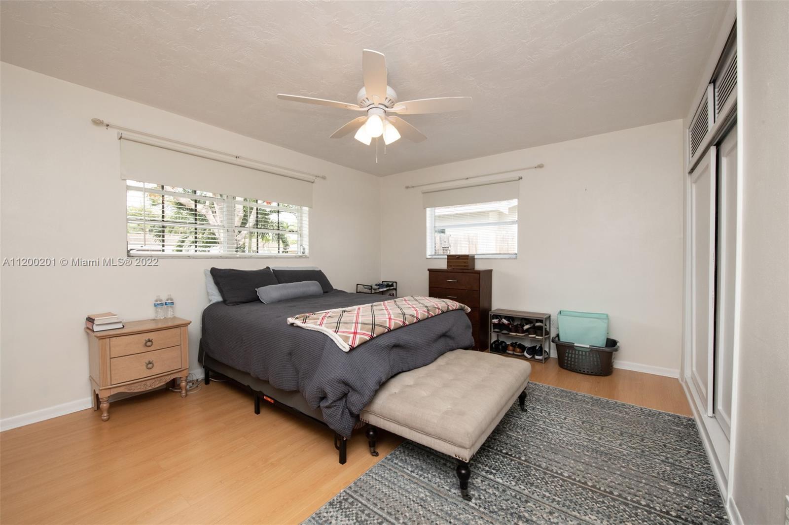 Listing Photo 12