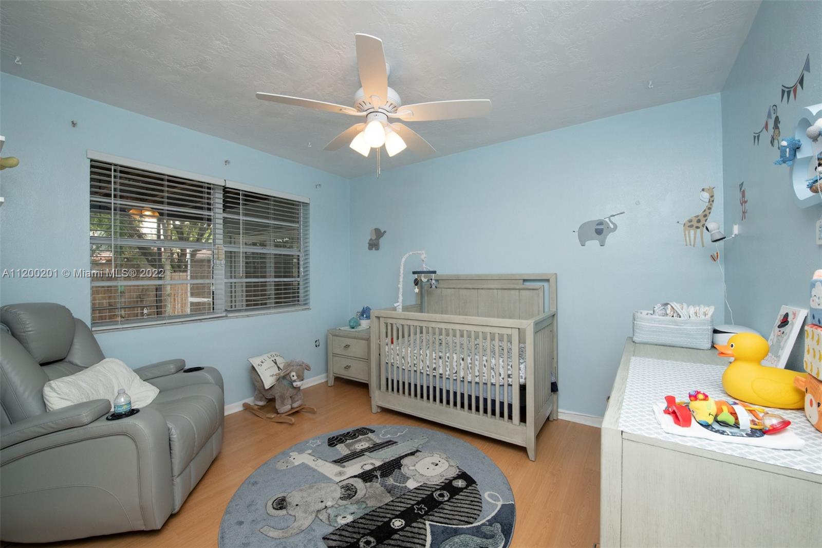 Listing Photo 17