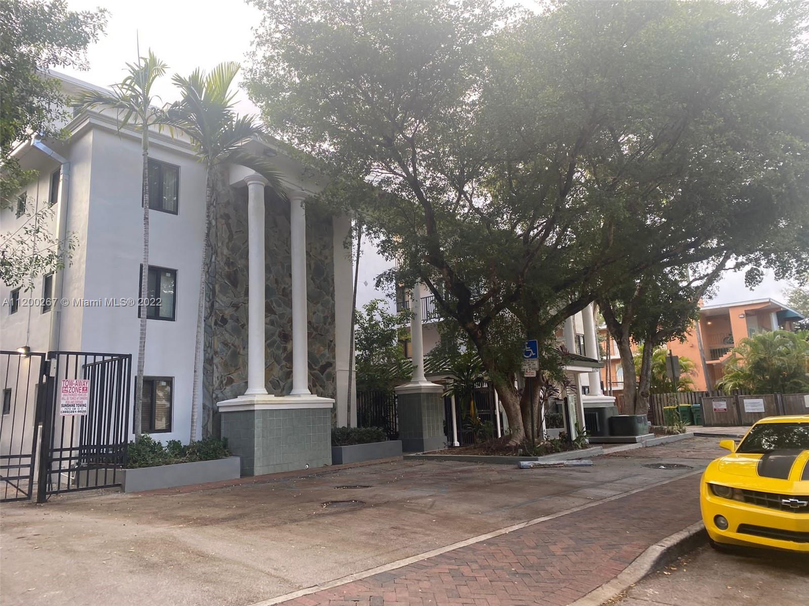 Fully furnished condo in the heart of Coconut Grove.  Walking distance to all the attactions that the Grover may offer. Freshly painted building, impact windows and impact doors.