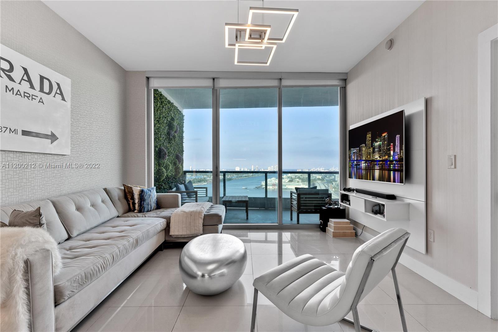 900 Biscayne Bay #23