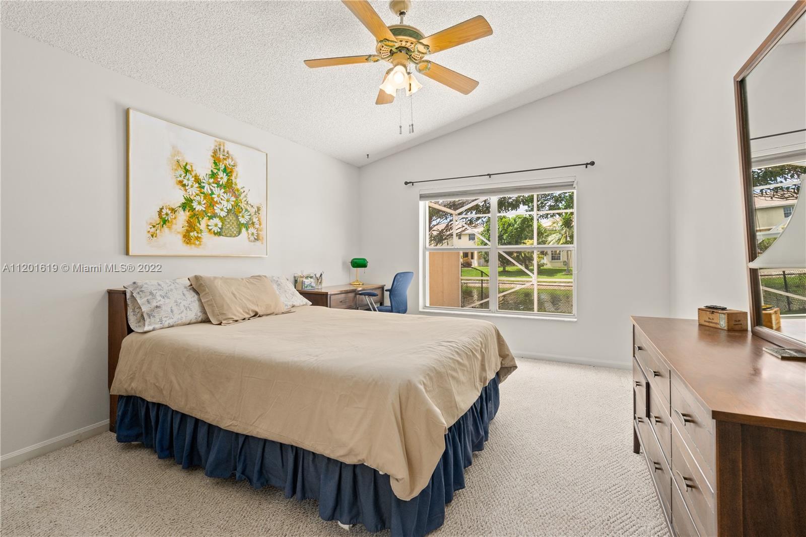 Listing Photo 28