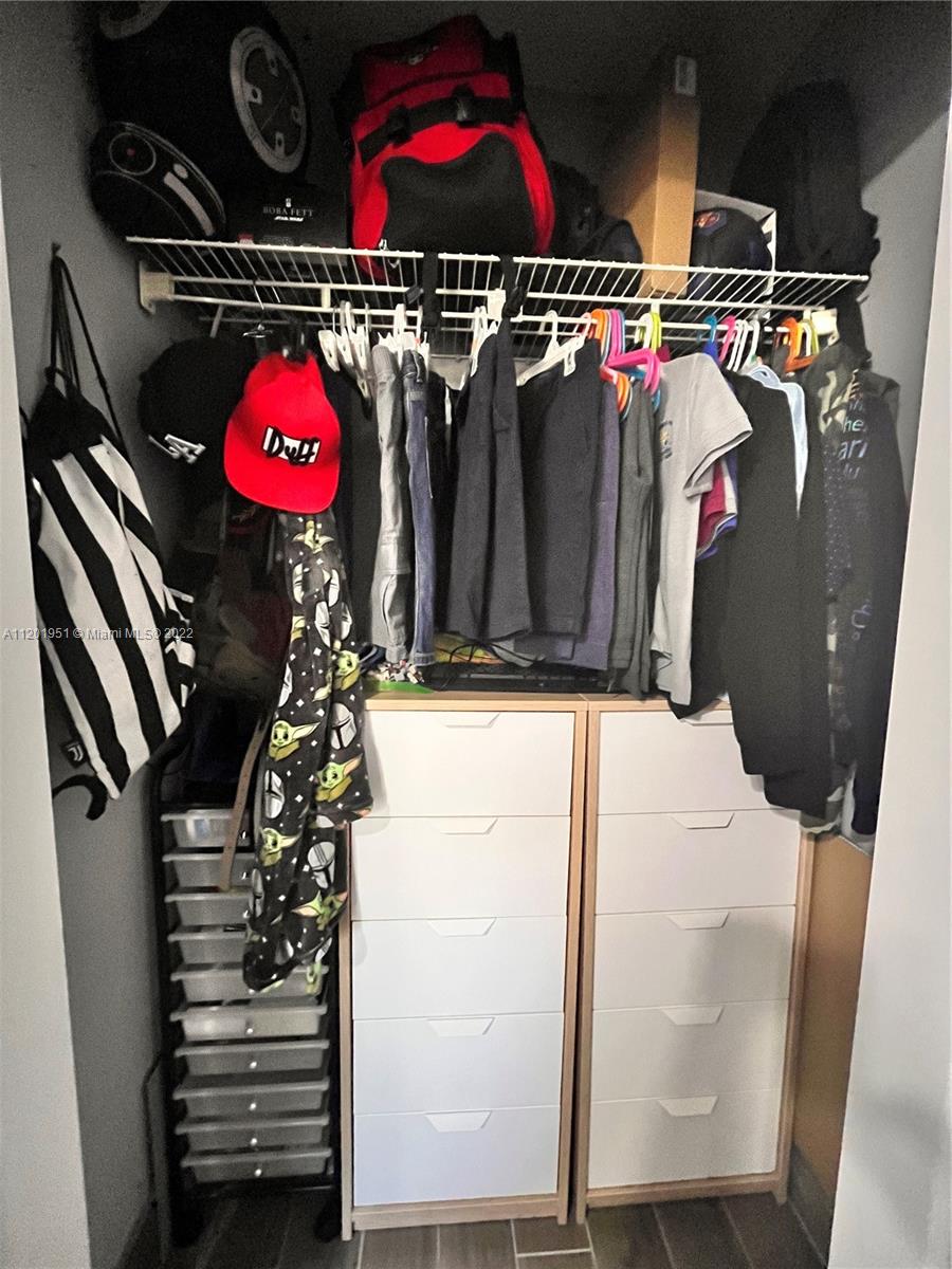 Listing Photo 10