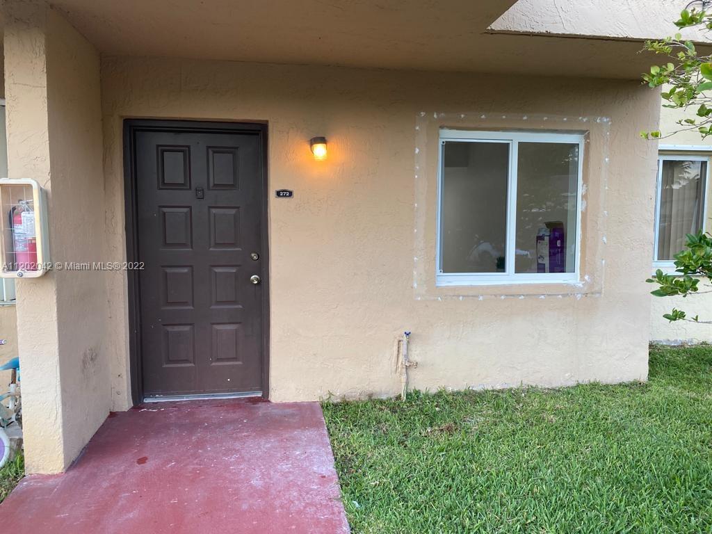 8231 NW 5th Ln 272, Miami, Florida 33126, 2 Bedrooms Bedrooms, ,2 BathroomsBathrooms,Residentiallease,For Rent,8231 NW 5th Ln 272,A11202042