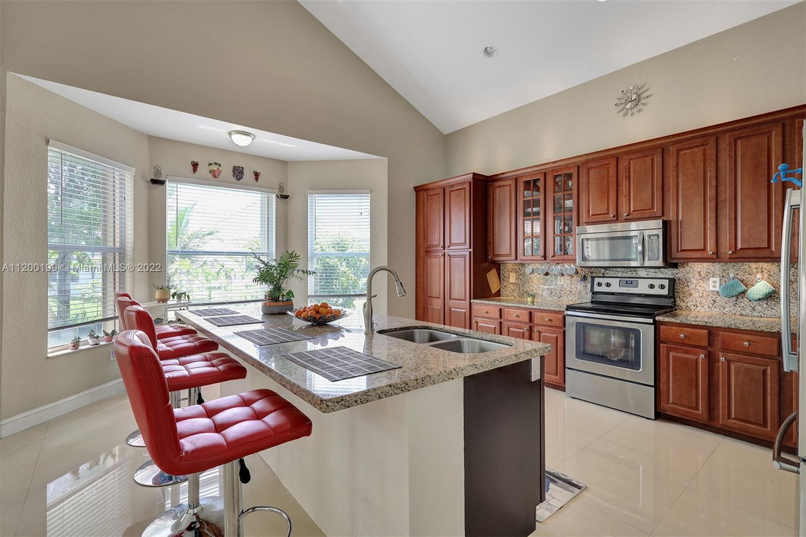 Listing Photo 19