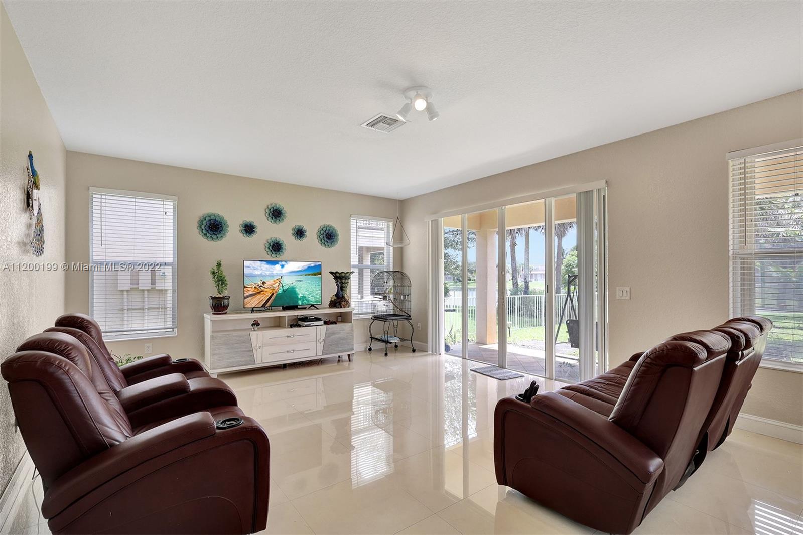 Listing Photo 32