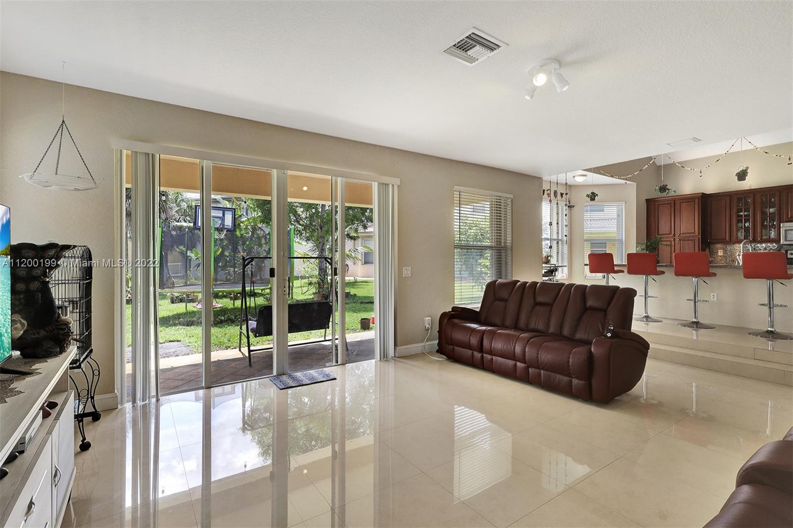 Listing Photo 37