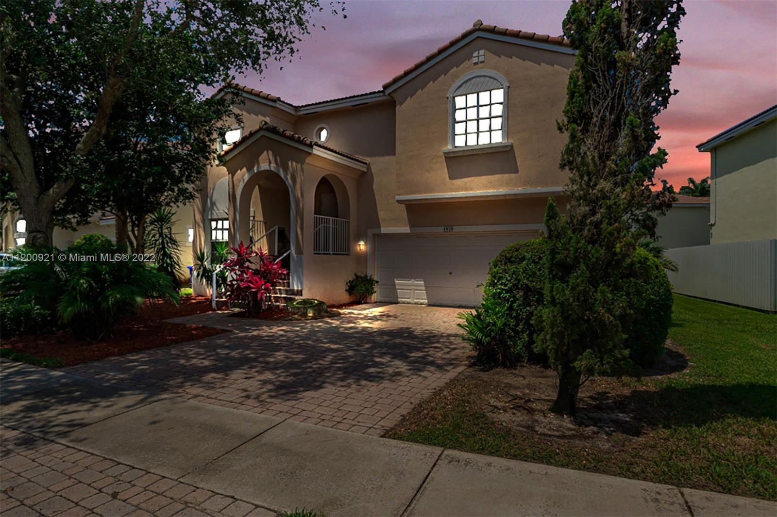 Listing Photo 1