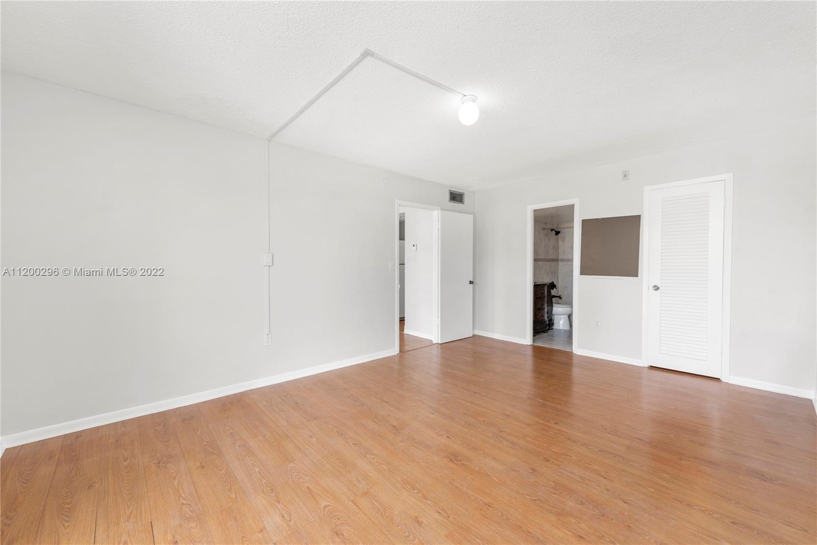 Bay Harbor Islands, Florida 33154, 1 Bedroom Bedrooms, ,1 BathroomBathrooms,Residentiallease,For Rent,A11200296
