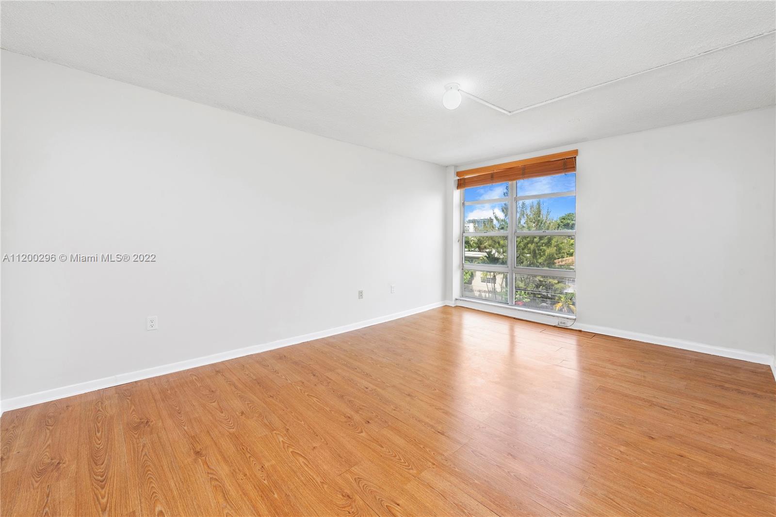 Bay Harbor Islands, Florida 33154, 1 Bedroom Bedrooms, ,1 BathroomBathrooms,Residentiallease,For Rent,A11200296