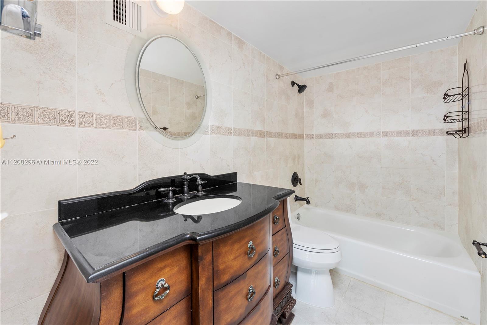 Bay Harbor Islands, Florida 33154, 1 Bedroom Bedrooms, ,1 BathroomBathrooms,Residentiallease,For Rent,A11200296