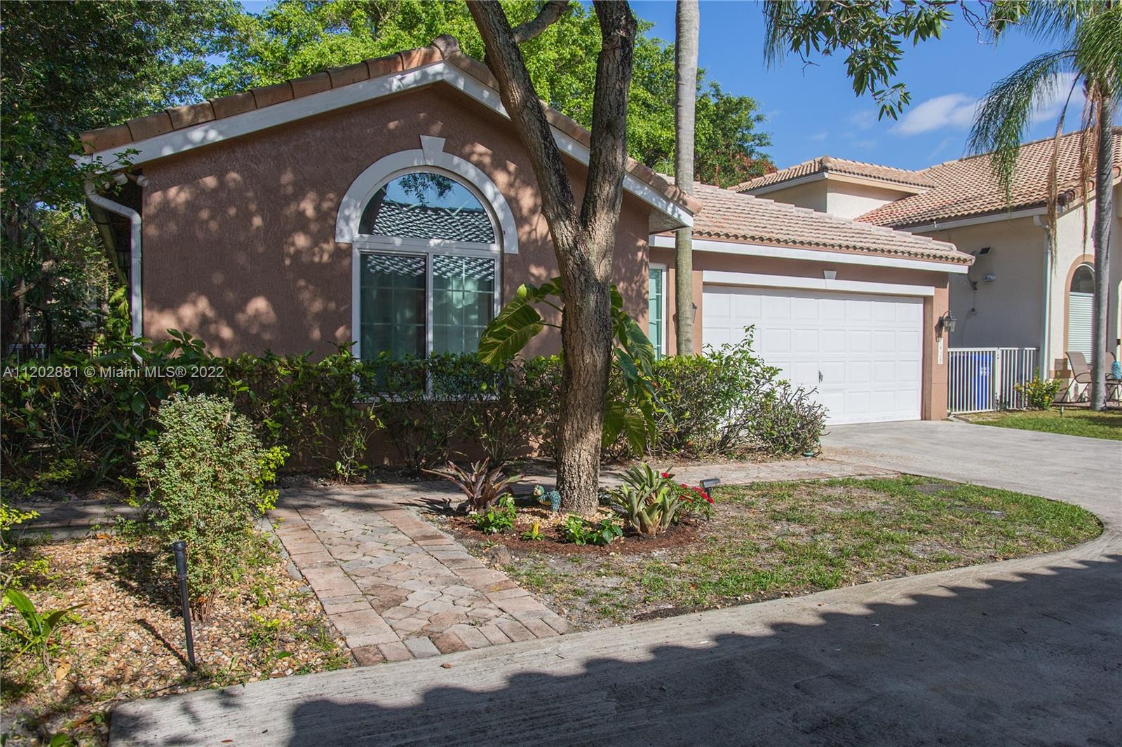 1429 Banyan Cir, Pompano Beach, Florida 33069, 3 Bedrooms Bedrooms, ,2 BathroomsBathrooms,Residential,For Sale,1429 Banyan Cir,A11202881
