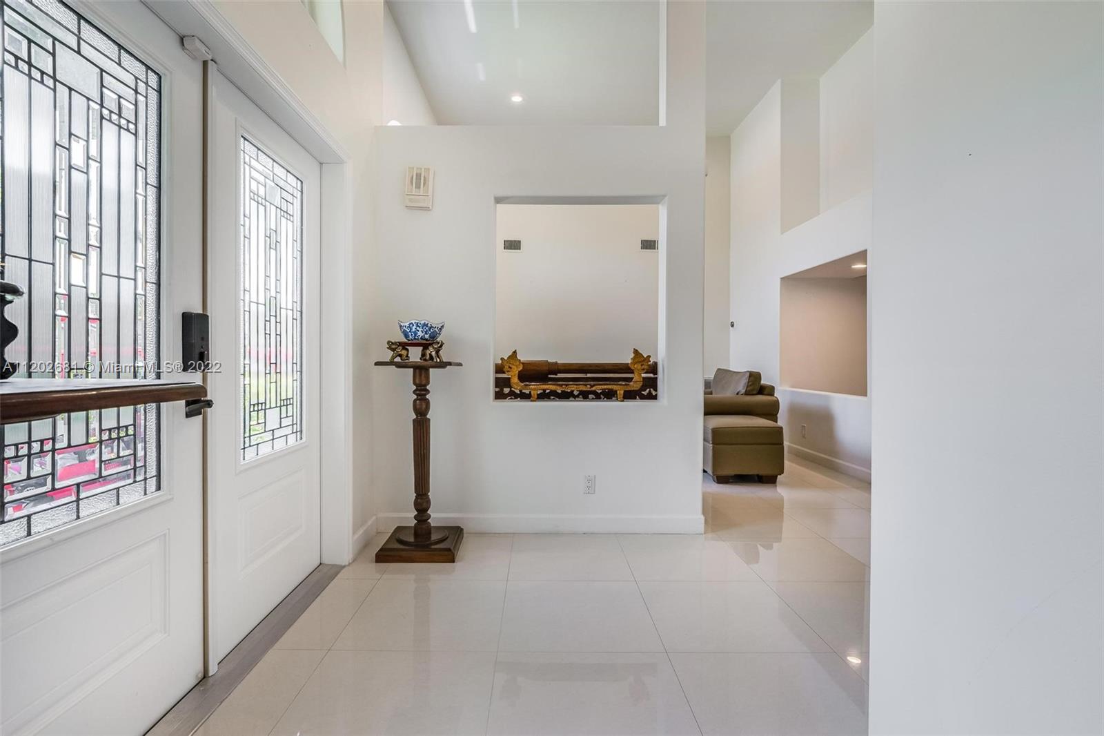 Listing Photo 10