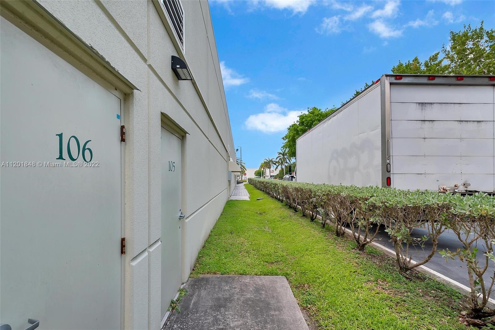 2071 NW 112th Ave 106, Sweetwater, Florida 33172, ,Commercialsale,For Sale,2071 NW 112th Ave 106,A11201848