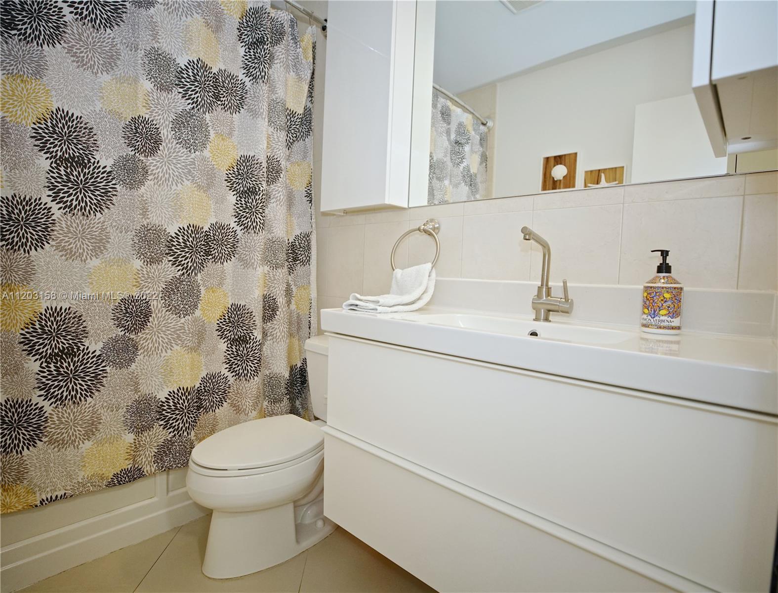 Listing Photo 16